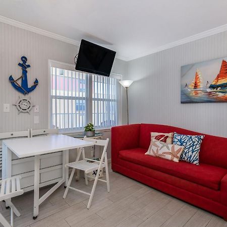 Apartamento Sea Rocket 18 St. Pete Beach Exterior foto